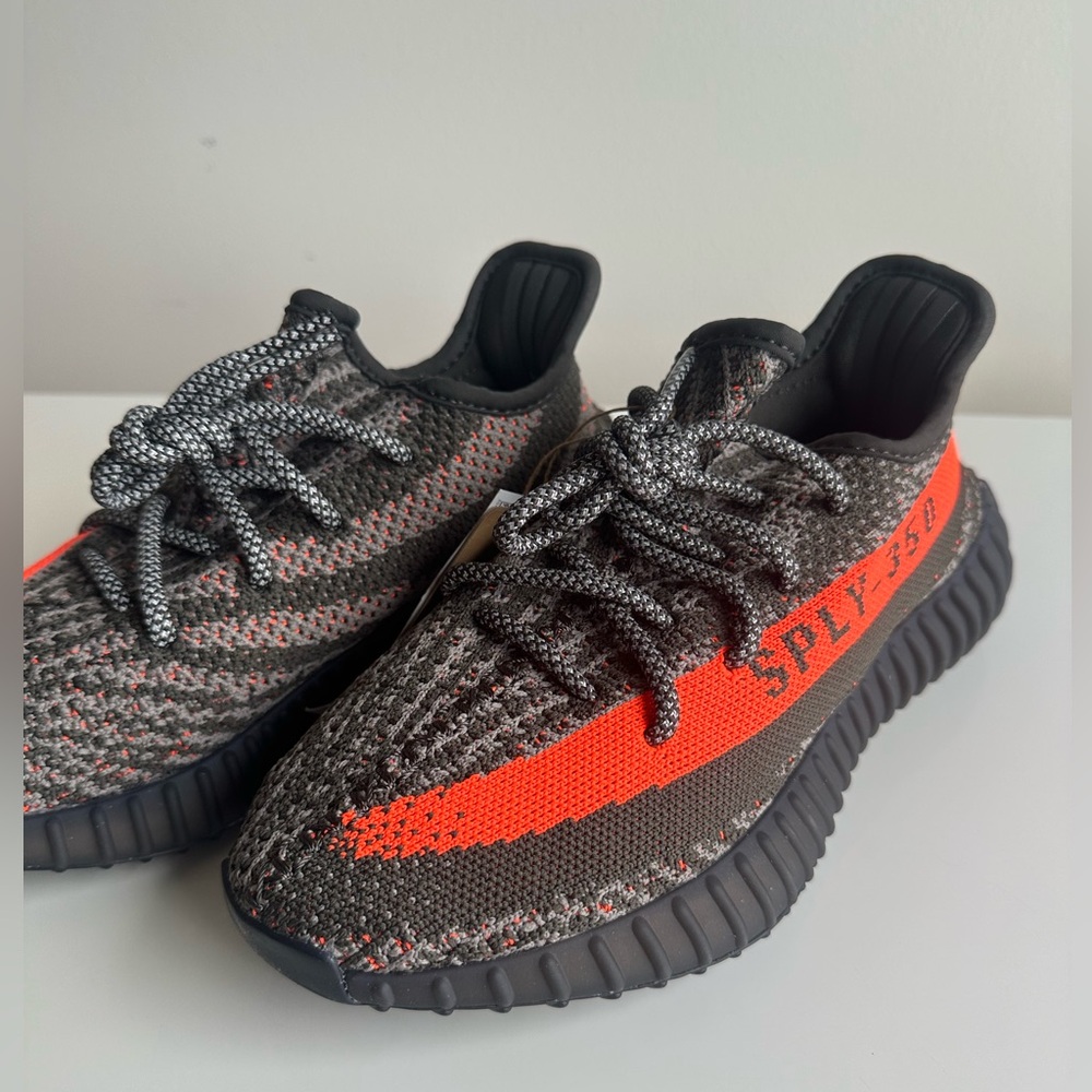 adidas Yeezy Boost 350 V2